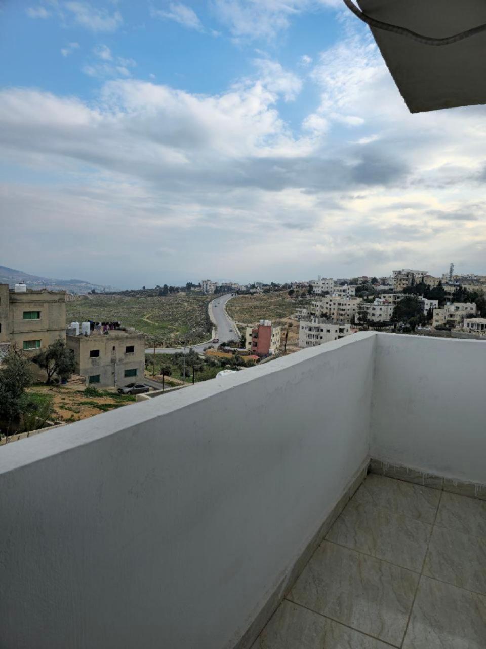 Furnished Apartment For Rent In Jarash شقة مفروشة للإيجار في جرش ภายนอก รูปภาพ